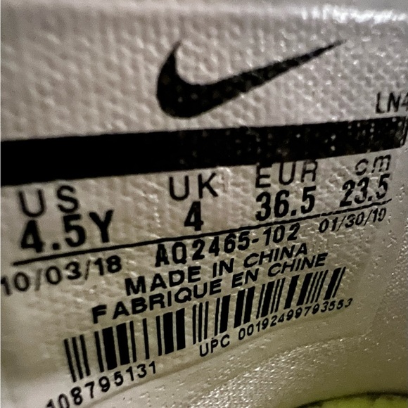 Nike LeBron XVI 16 Buzz Lightyear Mid. In Original Box. AQ2465-102. Size 4.5Y - Picture 12 of 16